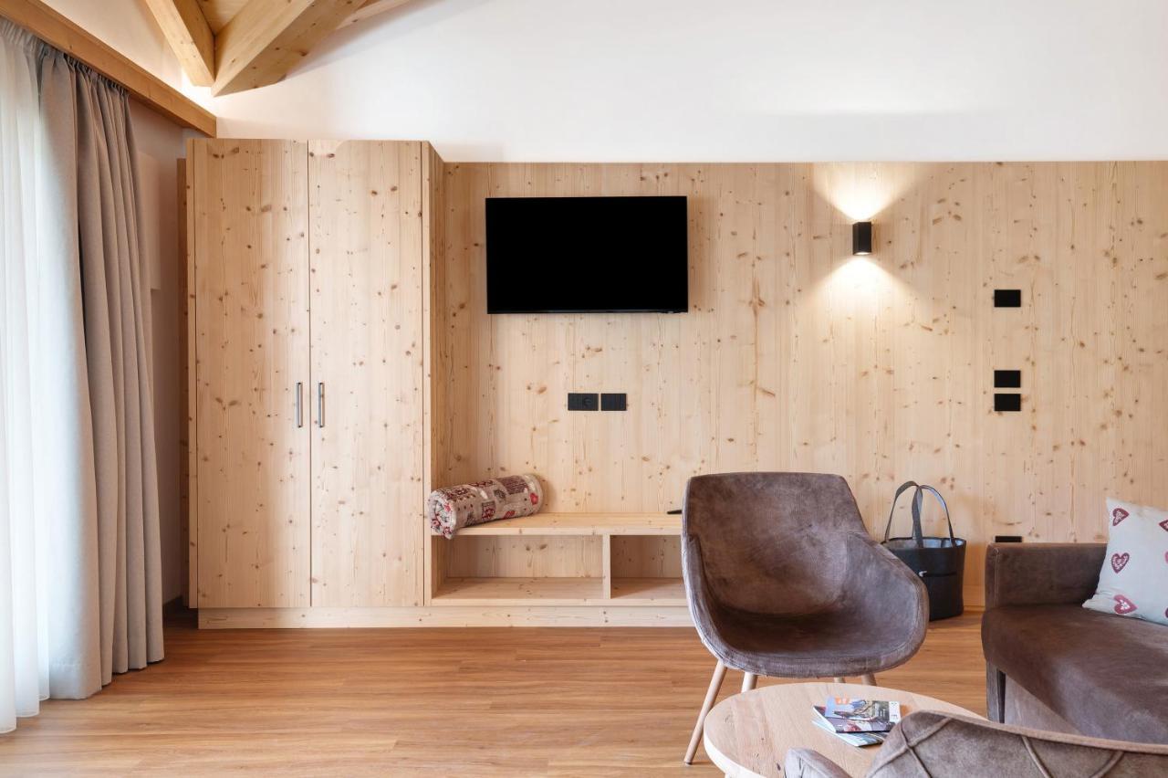 Les Ciases Chalets Dolomites Apt 5 圣维吉利奥 外观 照片
